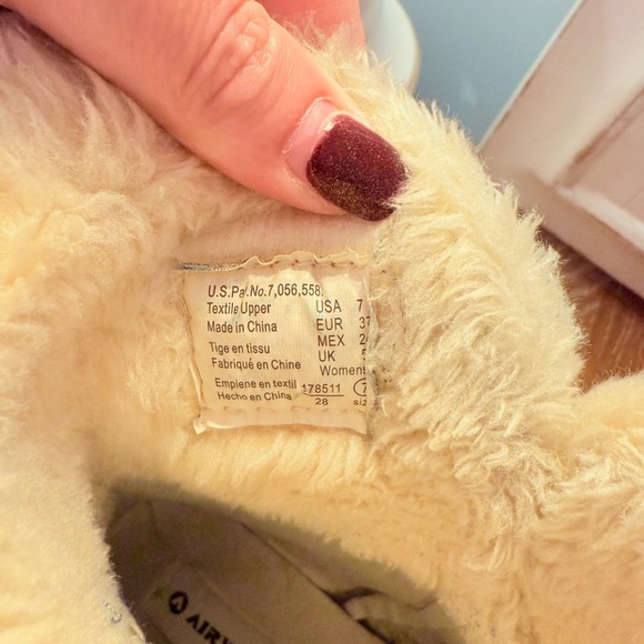 Airwalk Cozy Tan Faux Fur Lined Women's Boots - Picture 6 of 10